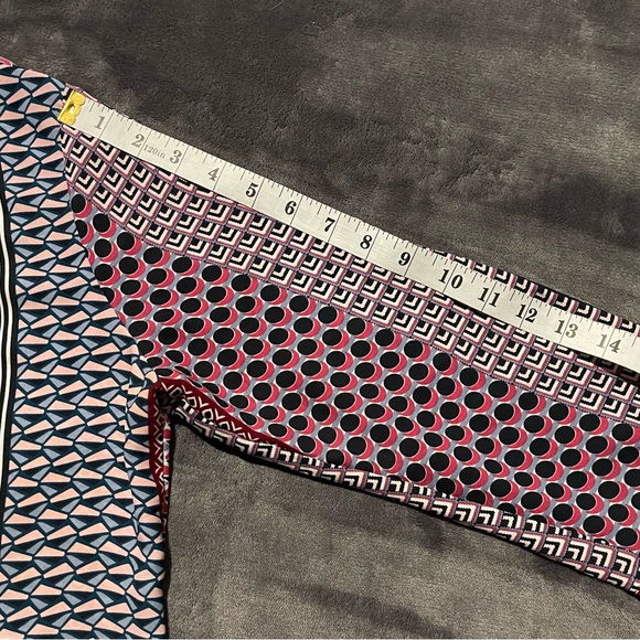 Van Heusen Blouse - Picture 6 of 6